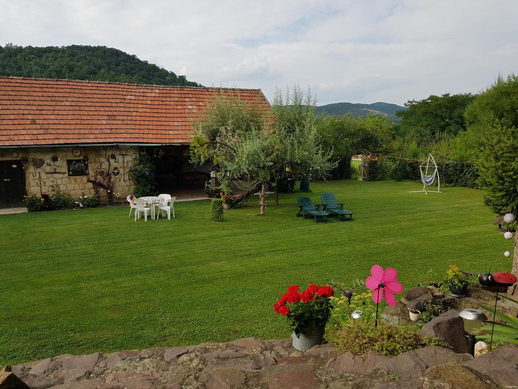 Szarvasko Szeruskert Vendeghaz Villa Exterior foto